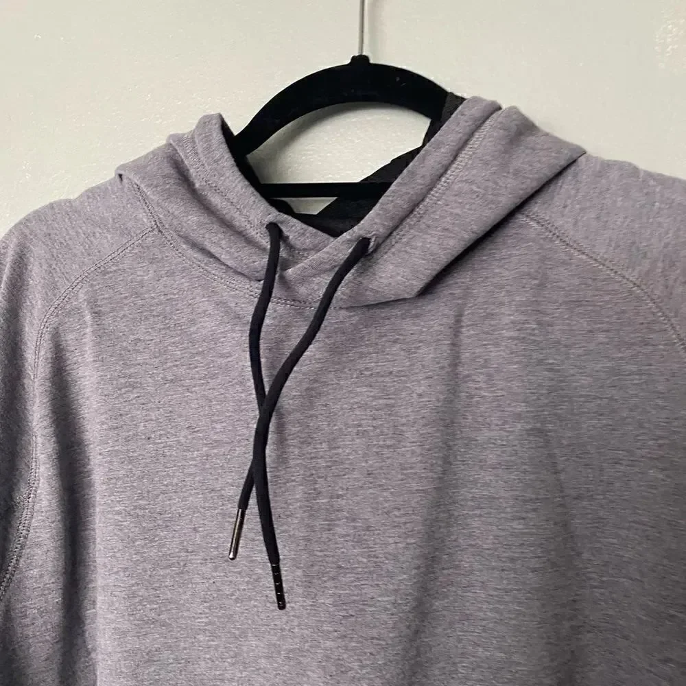 Zella Pullover Hoodie in Grey Size M